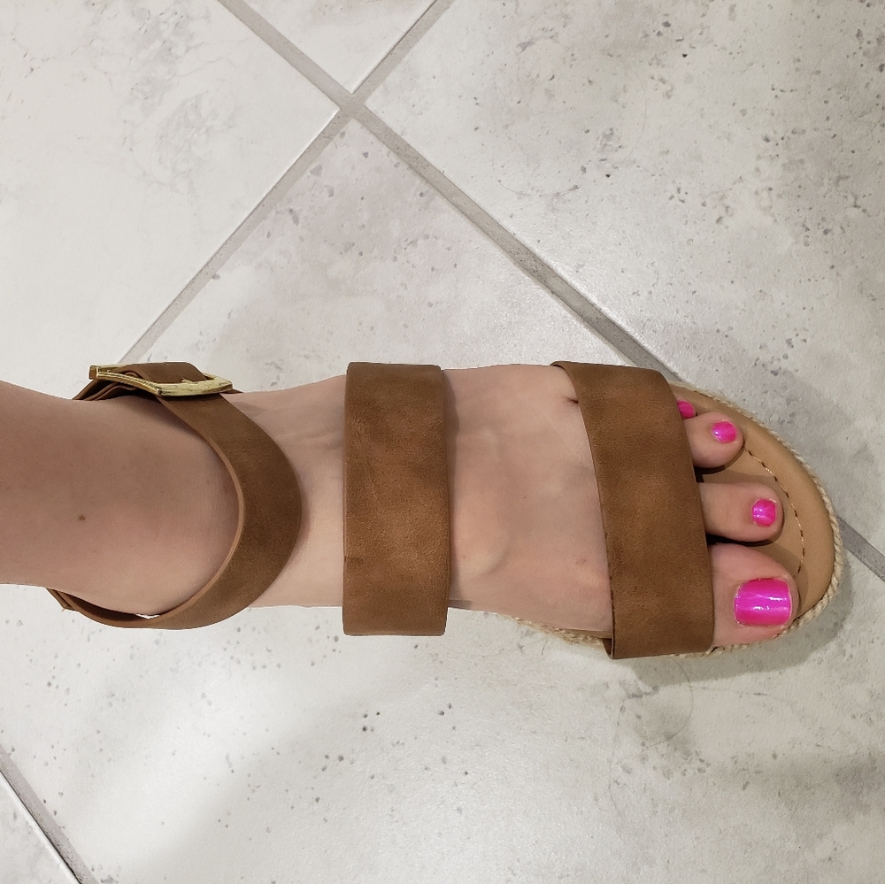 Espadrilles - Picture 4 of 5